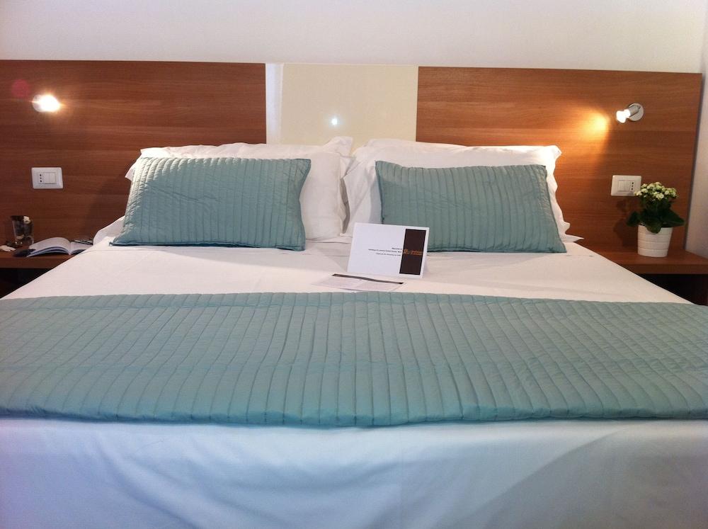 Holidays S.Lorenzo Guest House New Roma Dış mekan fotoğraf