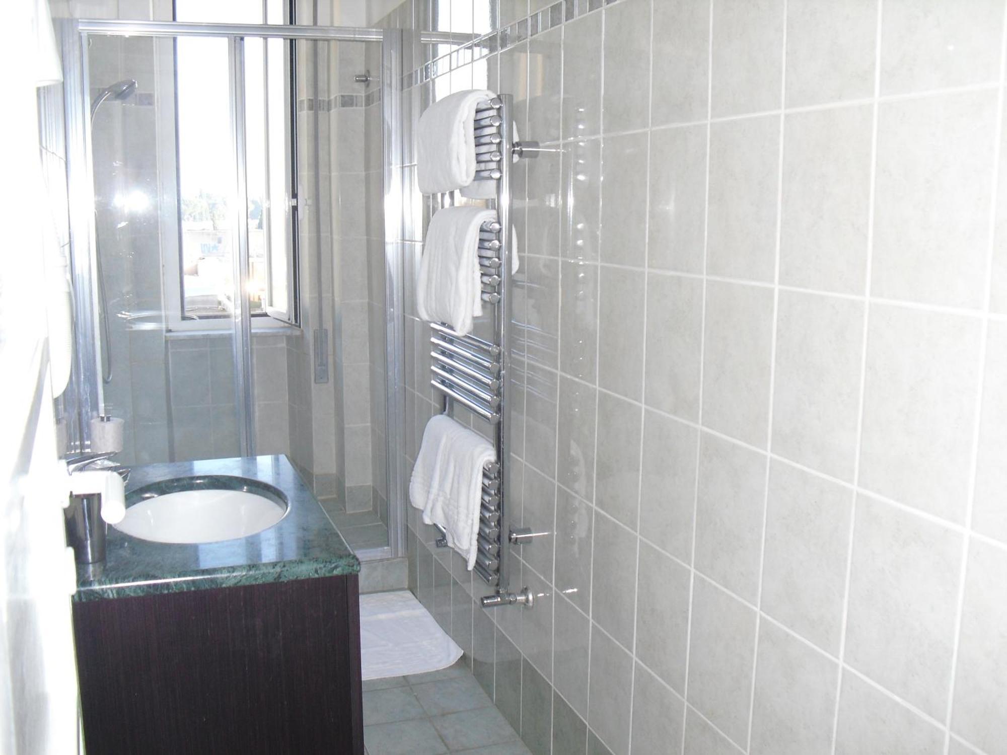 Holidays S.Lorenzo Guest House New Roma Dış mekan fotoğraf