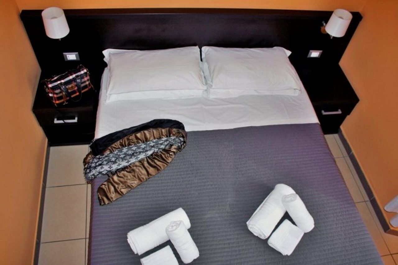 Holidays S.Lorenzo Guest House New Roma Dış mekan fotoğraf